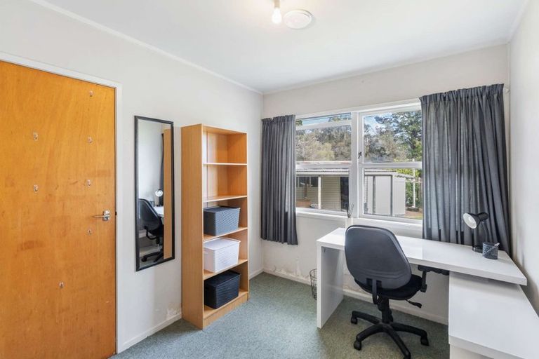 Photo of property in 69 Aquarius Drive, Kawaha Point, Rotorua, 3010