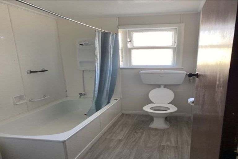 Photo of property in 46/48 Domett Street, Westport, 7825