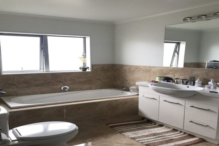 Photo of property in 1 Astelia Lane, Rototuna North, Hamilton, 3210