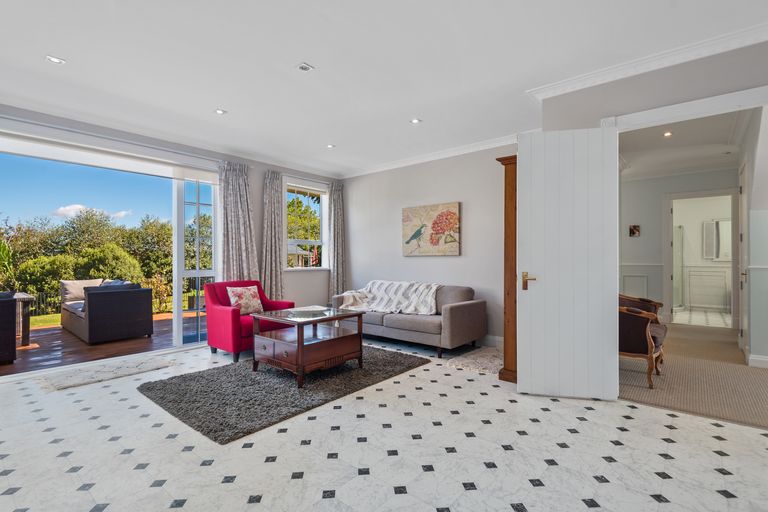 Photo of property in 211 Matakana Road, Warkworth, 0985