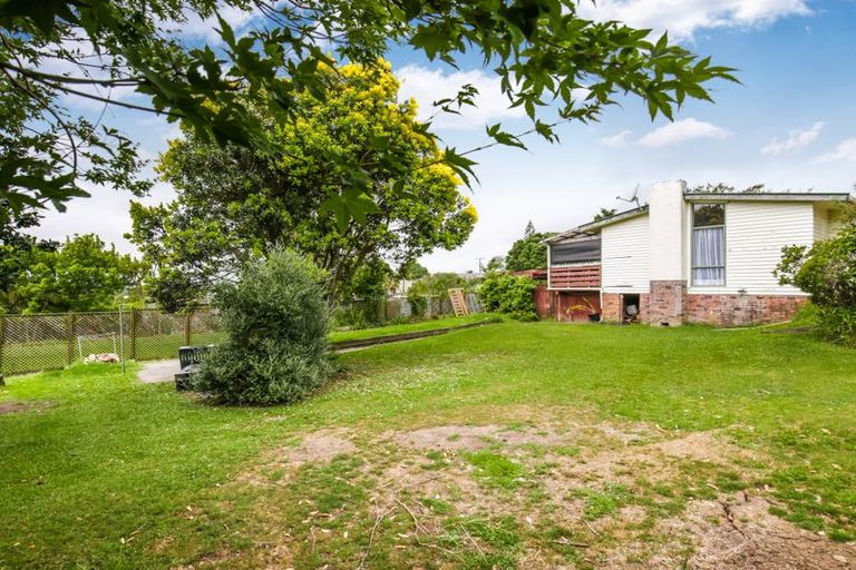 Photo of property in 103a Woodglen Road, Glen Eden, Auckland, 0602