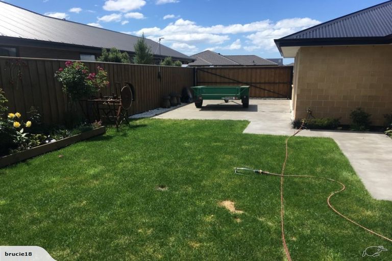 Photo of property in 44 Lewis Crescent, Rolleston, 7614