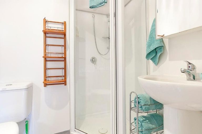 Photo of property in Scotia Tower Apartments, 2f/8 Scotia Place, Auckland Central, Auckland, 1010