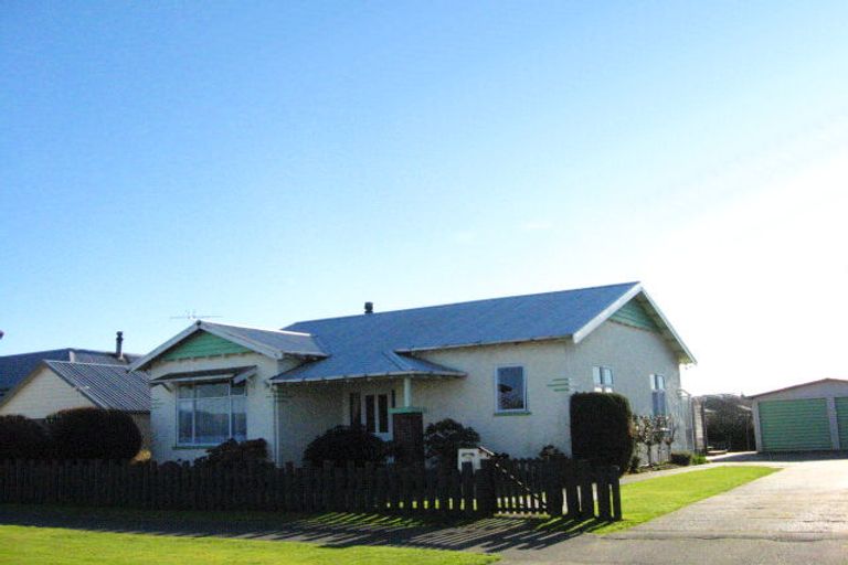 Photo of property in 52 Banks Street, Richmond, Invercargill, 9810