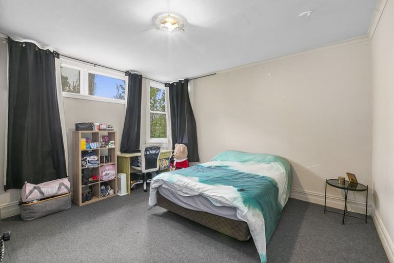 Photo of property in 74 Heriot Row, North Dunedin, Dunedin, 9016