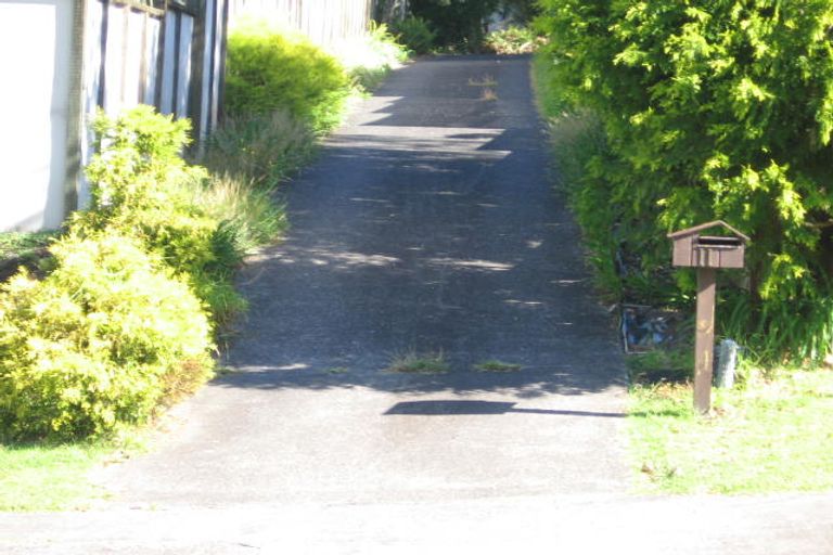 Photo of property in 11 Redwing Street, Browns Bay, Auckland, 0630