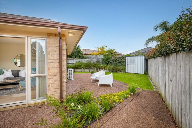 Photo of property in 15 Pyrite Street, Westgate, Auckland, 0614