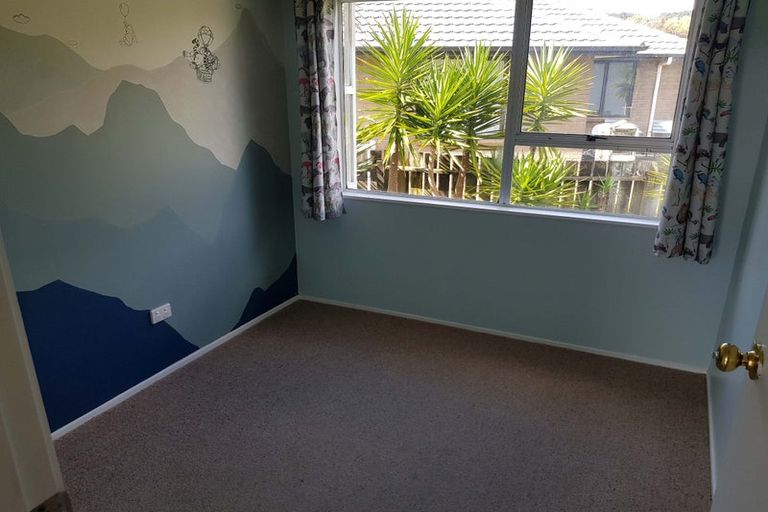 Photo of property in 129 Awaroa Road, Helensville, 0800
