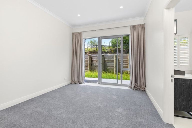 Photo of property in 4 Myra Evelyn Grove, Dairy Flat, Albany, 0792