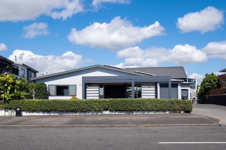 Photo of property in 18 Ferguson Avenue, Westshore, Napier, 4110