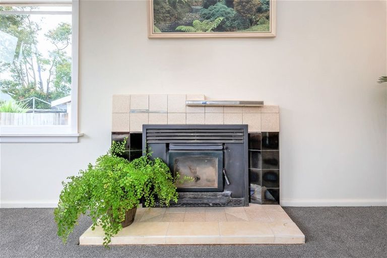 Photo of property in 72 Cutts Road, Russley, Christchurch, 8042