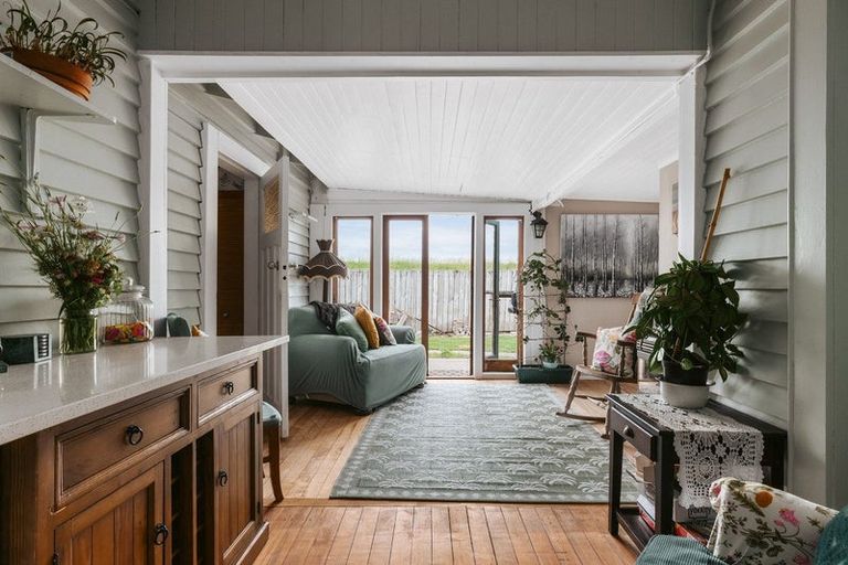 Photo of property in 19 Hydro Road, Edgecumbe, 3120