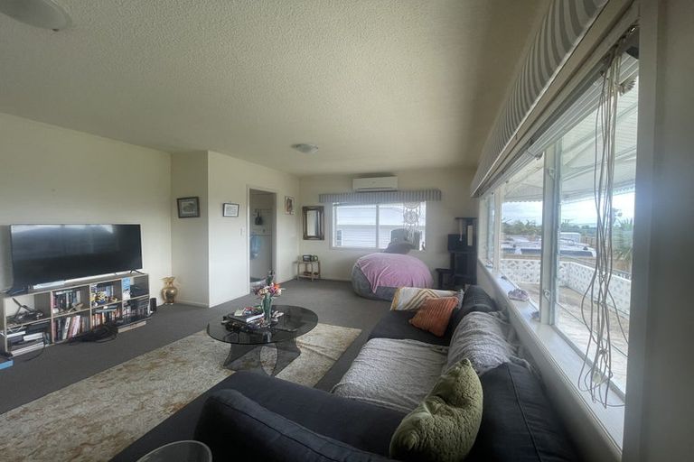 Photo of property in 32 Karaka Road, Beachlands, Auckland, 2018