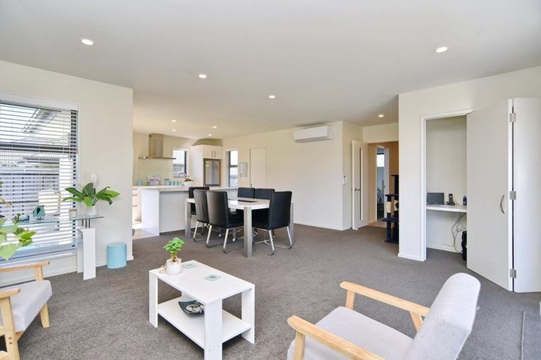 Photo of property in 12b Watkins Drive, Rangiora, 7400