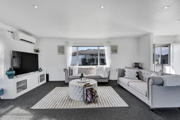 Photo of property in 28a Jules Crescent, Bell Block, New Plymouth, 4312