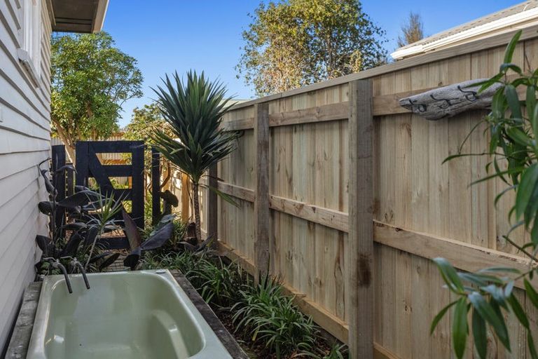 Photo of property in 15 Matai Street, Edgecumbe, 3120