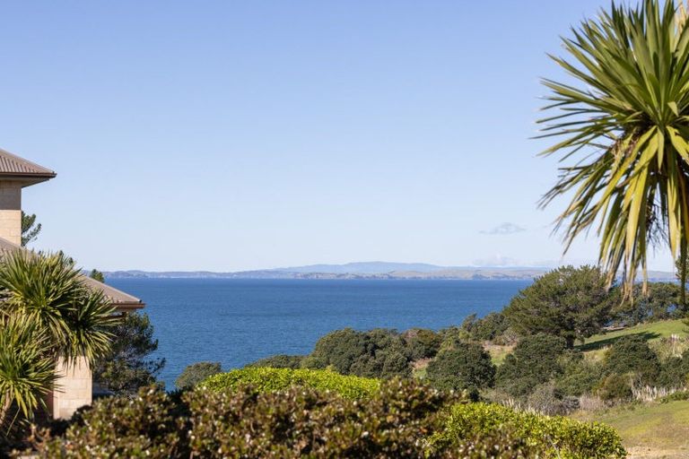Photo of property in 4 Palm View Terrace, Gulf Harbour, Whangaparaoa, 0930