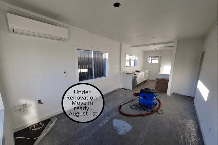 Photo of property in 33 Fulford Street, New Plymouth, 4310