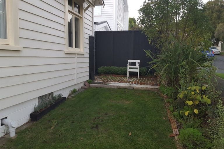 Photo of property in 6 Bulwer Street, Devonport, Auckland, 0624