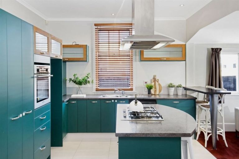 Photo of property in 2/35 Rutland Street, St Albans, Christchurch, 8014