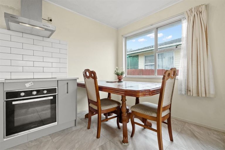 Photo of property in 46 Heybridge Street, Manurewa, Auckland, 2102
