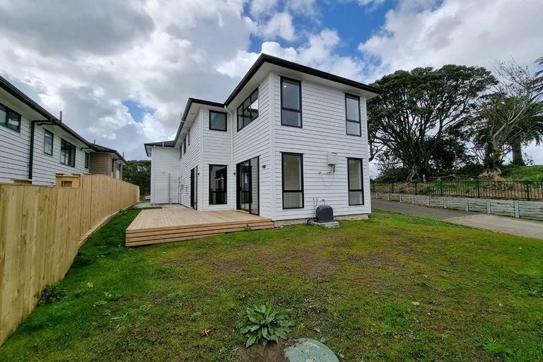 Photo of property in 25 Henriette Place, Totara Park, Auckland, 2105