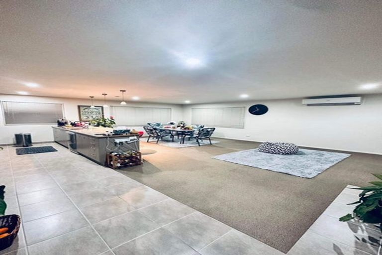 Photo of property in 233 Alec Craig Way, Gulf Harbour, Whangaparaoa, 0930