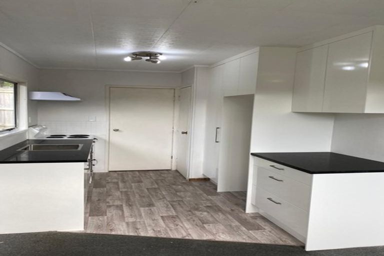 Photo of property in 1/73 Spinella Drive, Bayview, Auckland, 0629