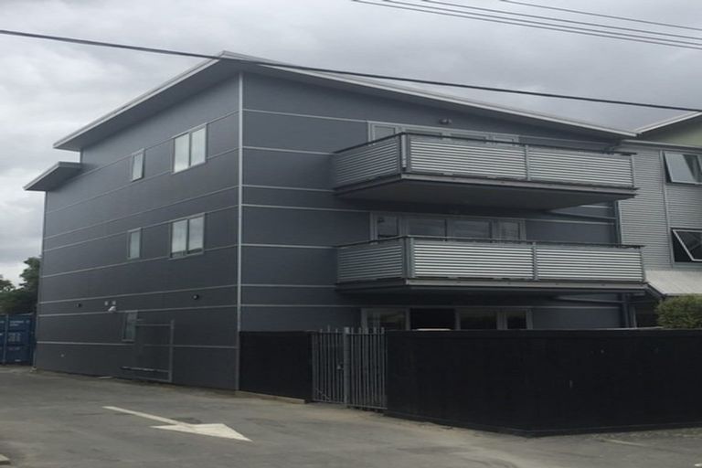 Photo of property in 10/16 Hutcheson Street, Sydenham, Christchurch, 8023