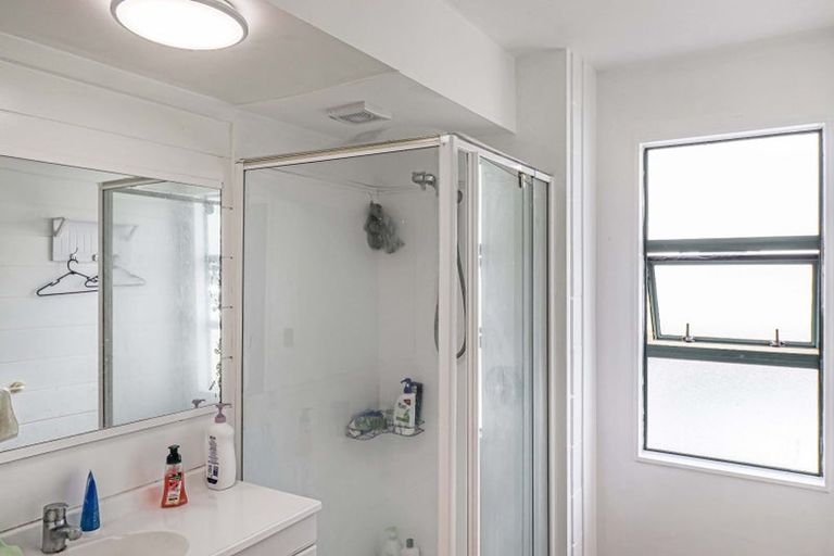 Photo of property in Te Awhina Apartments, 27/22 Sussex Street, Mount Cook, Wellington, 6021