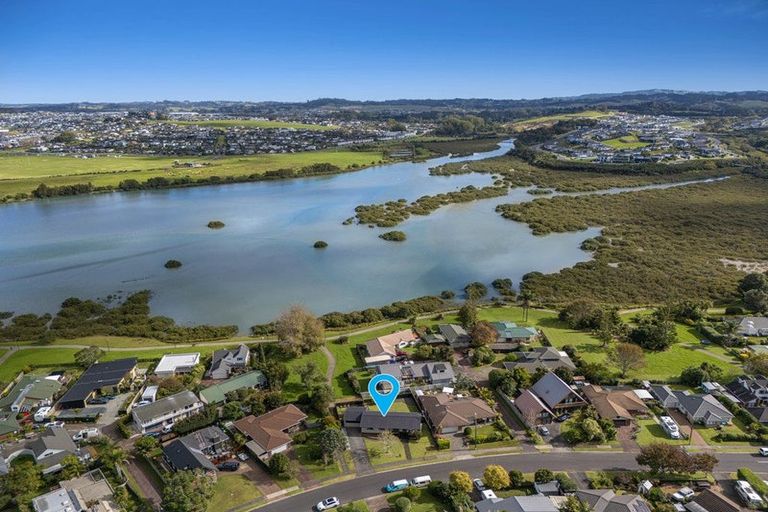 Photo of property in 57 Maygrove Drive, Orewa, 0931