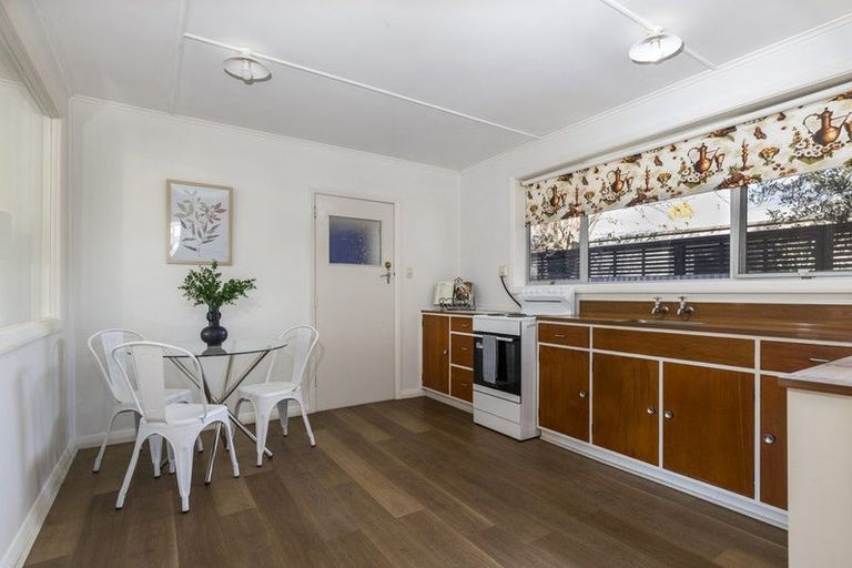 Photo of property in 15b Newbourne Crescent, Redwoodtown, Blenheim, 7201