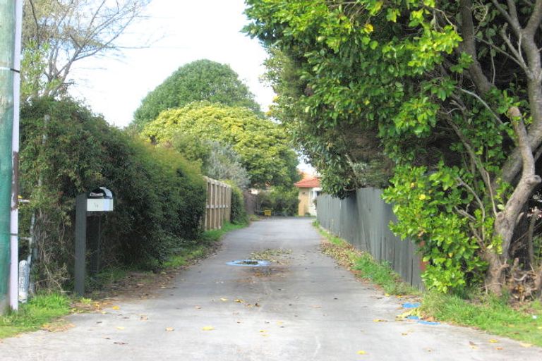 Photo of property in 2 Elizabeth Street, Papakura, 2110