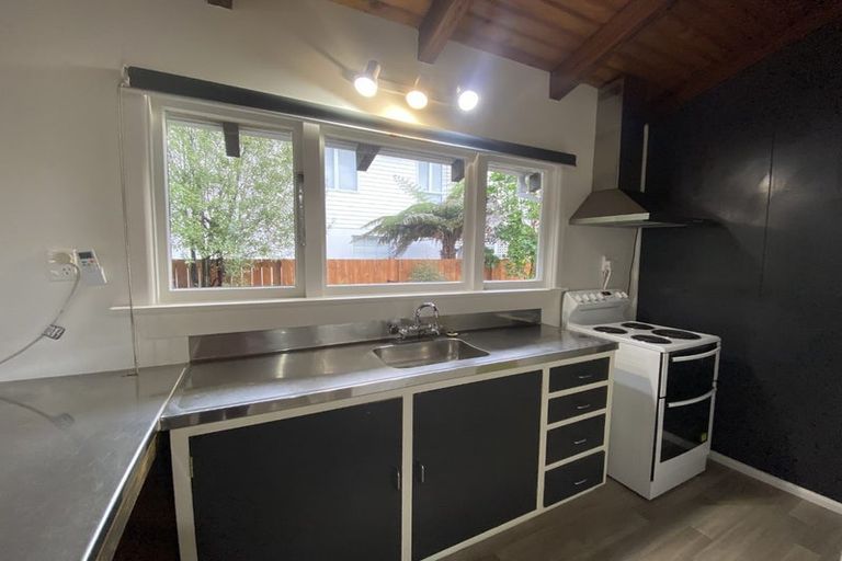 Photo of property in 46 Beach Road, Waikawa, Picton, 7220