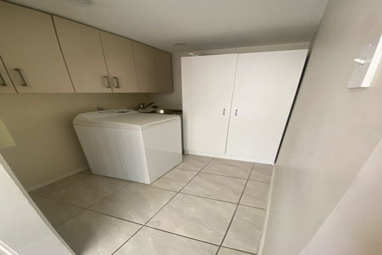 Photo of property in 8 Karo Place, Ilam, Christchurch, 8041