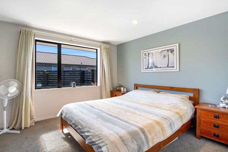 Photo of property in 2/96 Palmers Road, New Brighton, Christchurch, 8083