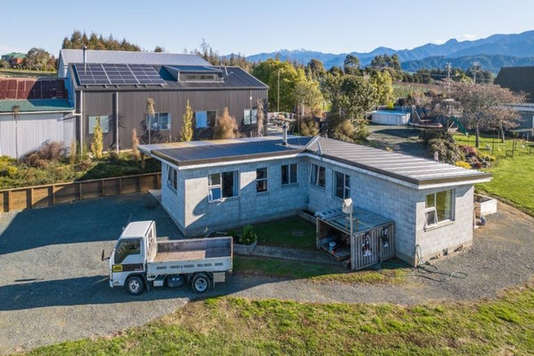 Photo of property in 43-47 Flett Road, Lower Moutere, Upper Moutere, 7175