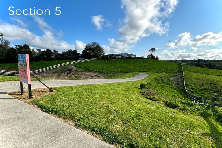 Photo of property in 12 Frost Rise, Hunua, 2583