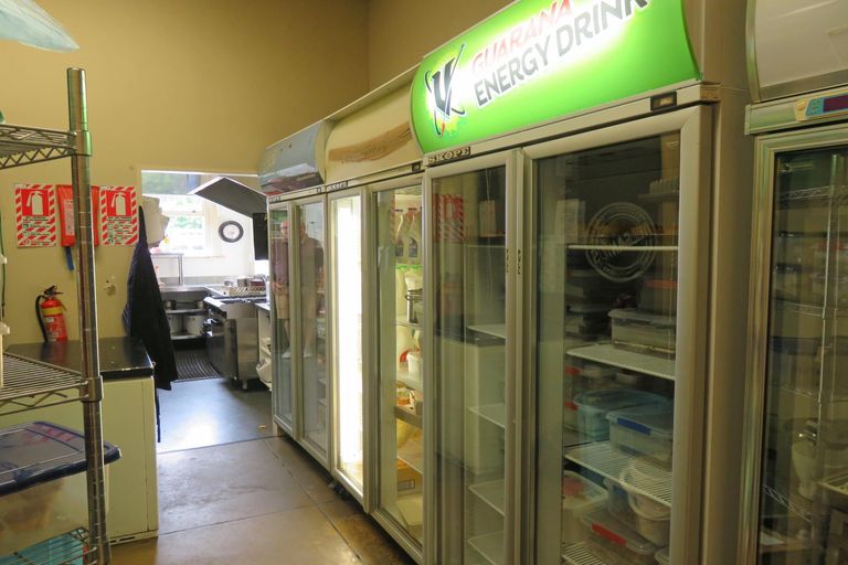 Photo of property in 57 Vine Street, Mangere East, Auckland, 2024