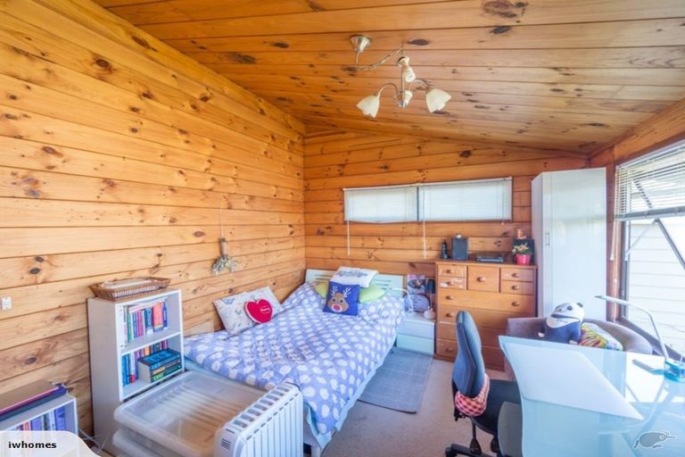 Photo of property in 20 Hedge Row, Sunnyhills, Auckland, 2010