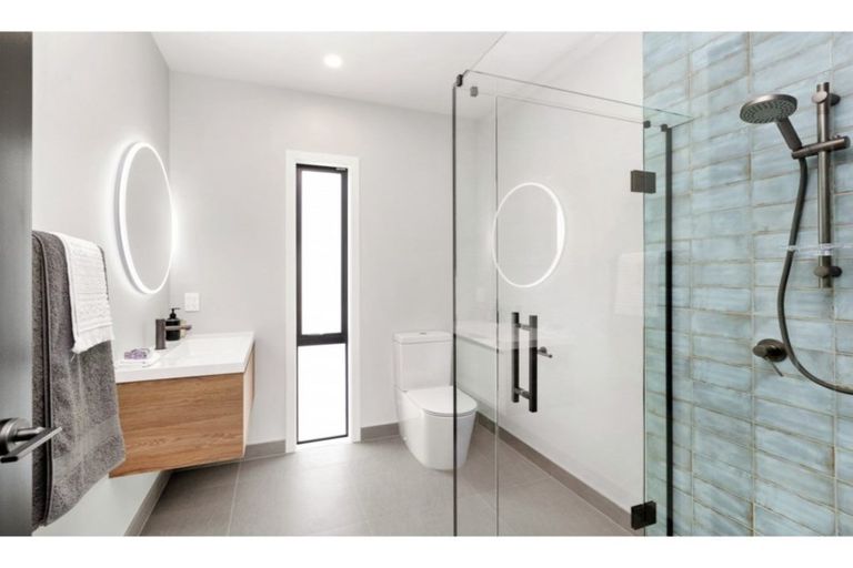 Photo of property in 35 Mike Smith Drive, Cambridge, 3434