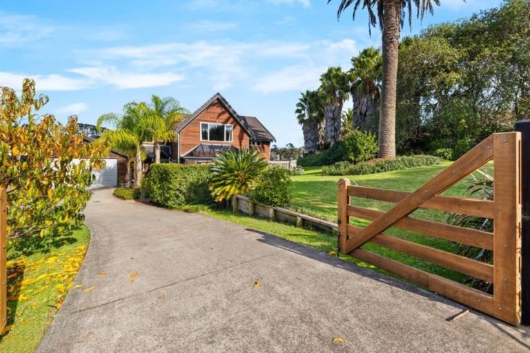 Photo of property in 17 Denehurst Drive, Waimauku, 0812