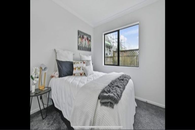 Photo of property in 2/10 Ridge Road, Howick, Auckland, 2014