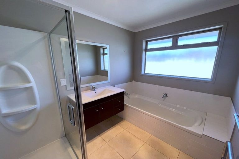 Photo of property in 17 Landing Drive, Pyes Pa, Tauranga, 3112