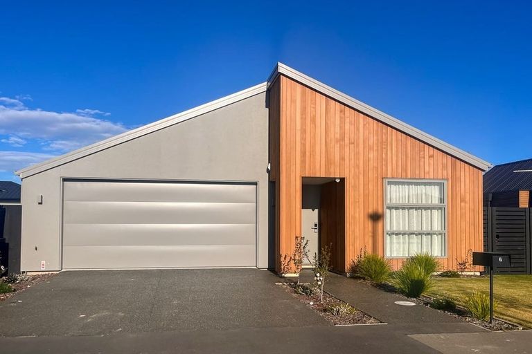 Photo of property in 7 Horoeka Street, Avonhead, Christchurch, 8042