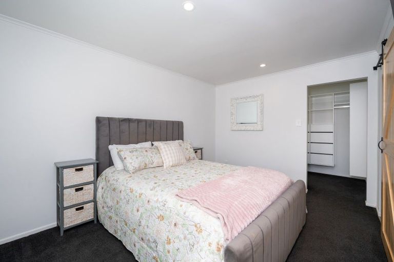 Photo of property in 2 Leyland Road, Te Awanga, 4102