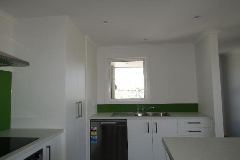 Photo of property in 35 Harakeke Drive, Wharewaka, Taupo, 3330