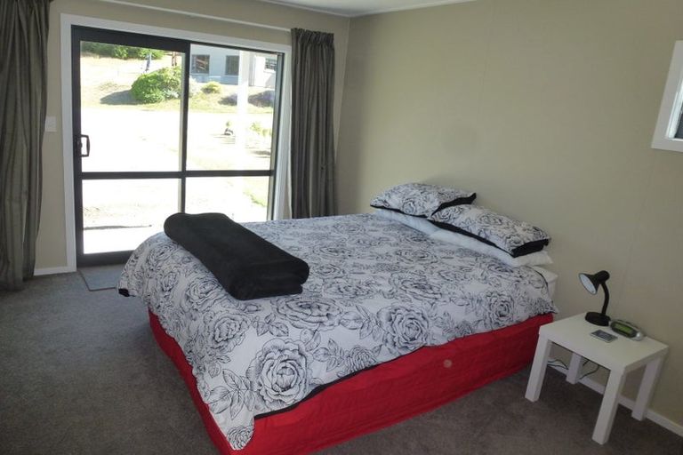 Photo of property in 5 Charles Court, Lake Hawea, Wanaka, 9382