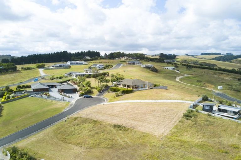 Photo of property in 8 Oden Hill, Coopers Beach, 0420