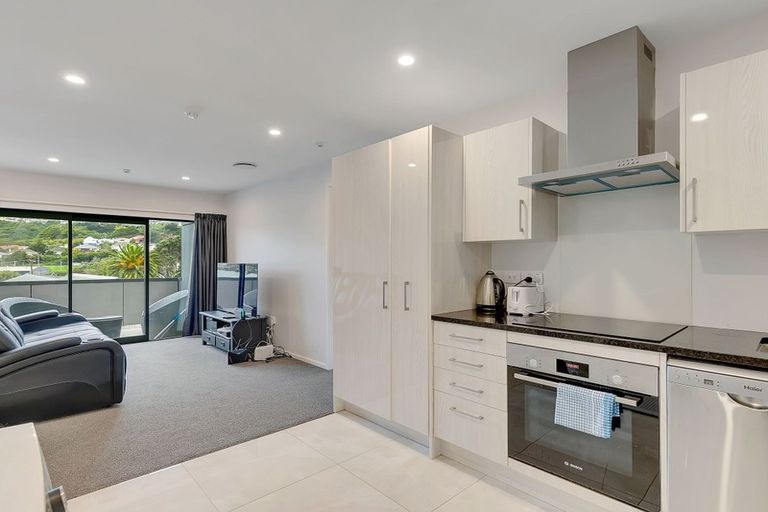 Photo of property in 3/232 Main Road, Tawa, Wellington, 5028